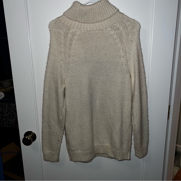 Snowflake sweater - Picture 4 of 4